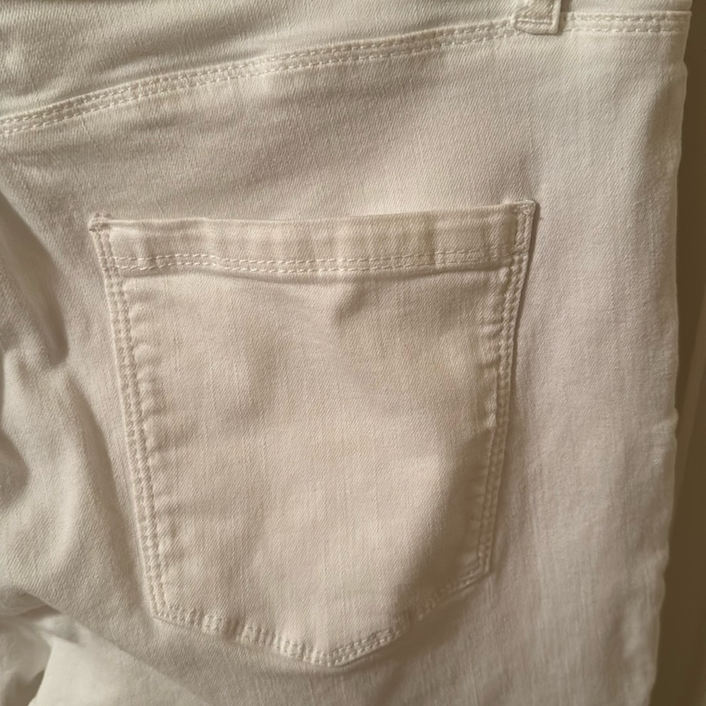 WHBM Women's Slim Crop White Skinny Jeans Size 10 EUC - Picture 15 of 16